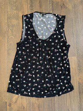 Banana Republic Black Floral Scoop Neck Tank